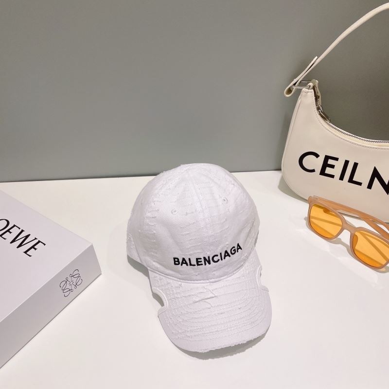 BALENCIAGA